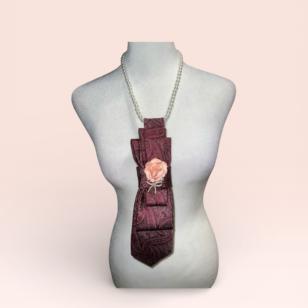Elegant Pearl and Burgundy Pendant necktie Necklace